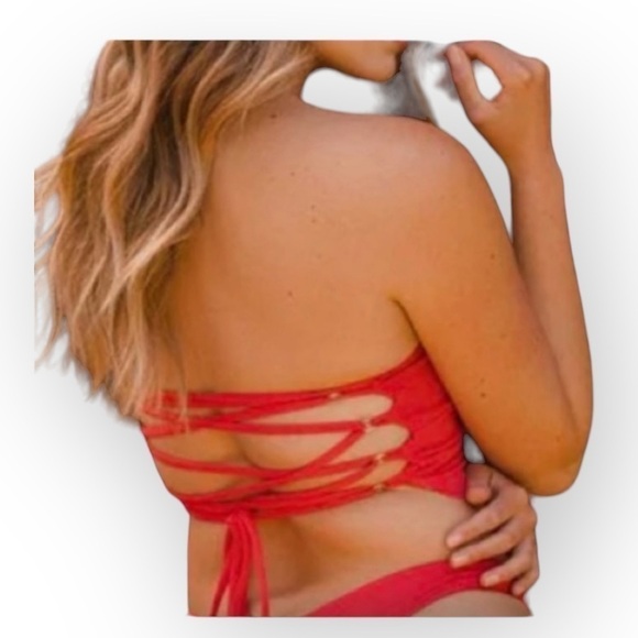 Toluca Gwynne Lace Back Bandana Swim Top - Picture 3 of 6